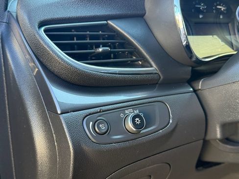 Used 2019 Buick Encore Preferred AWD/4WD image 24