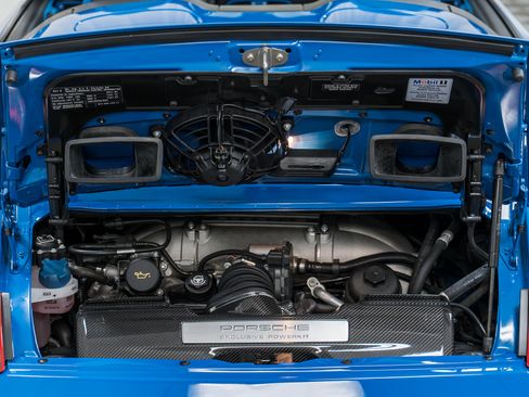 Used 2011 Porsche 911 Speedster image 16