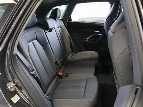 New 2025 Audi Q5 Prestige image 15