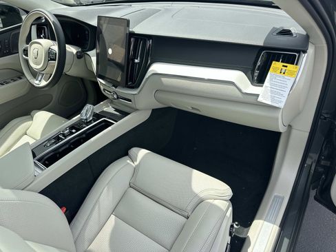 New 2026 Volvo XC60 B5 Ultra w/ Climate Package AWD/4WD image 21