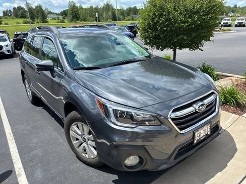 Used 2019 Subaru Outback 2.5i Premium AWD/4WD image 4