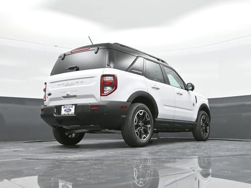 New 2025 Ford Bronco Sport Outer Banks w/ Outer Banks Tech Package+ image 54