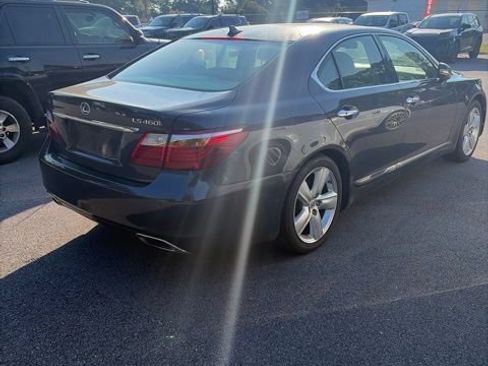 Used 2011 Lexus LS 460 w/ Comfort Pkg RWD image 3