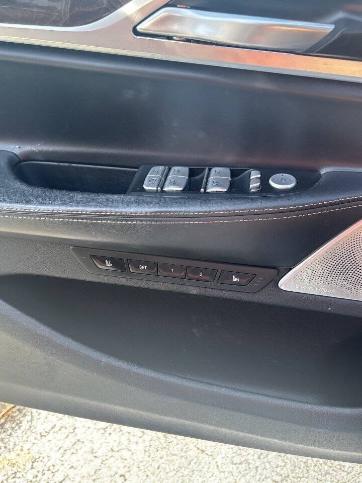 Used 2019 BMW M760i xDrive w/ Luxury Rear Seating Package AWD/4WD image 16