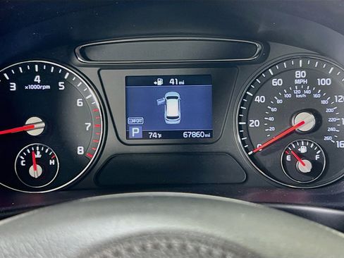 Used 2020 Kia Sorento S AWD/4WD image 12