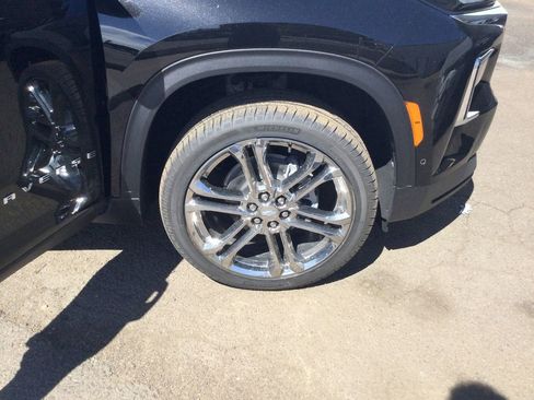 New 2025 Chevrolet Traverse LT w/ Enhanced Driving Package image 31