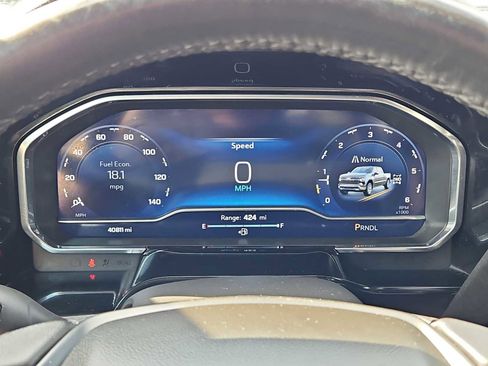 Used 2022 Chevrolet Silverado 1500 LT AWD/4WD image 30