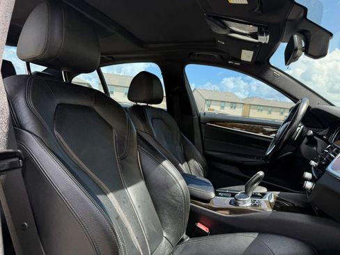 Used 2017 BMW 540i RWD image 18