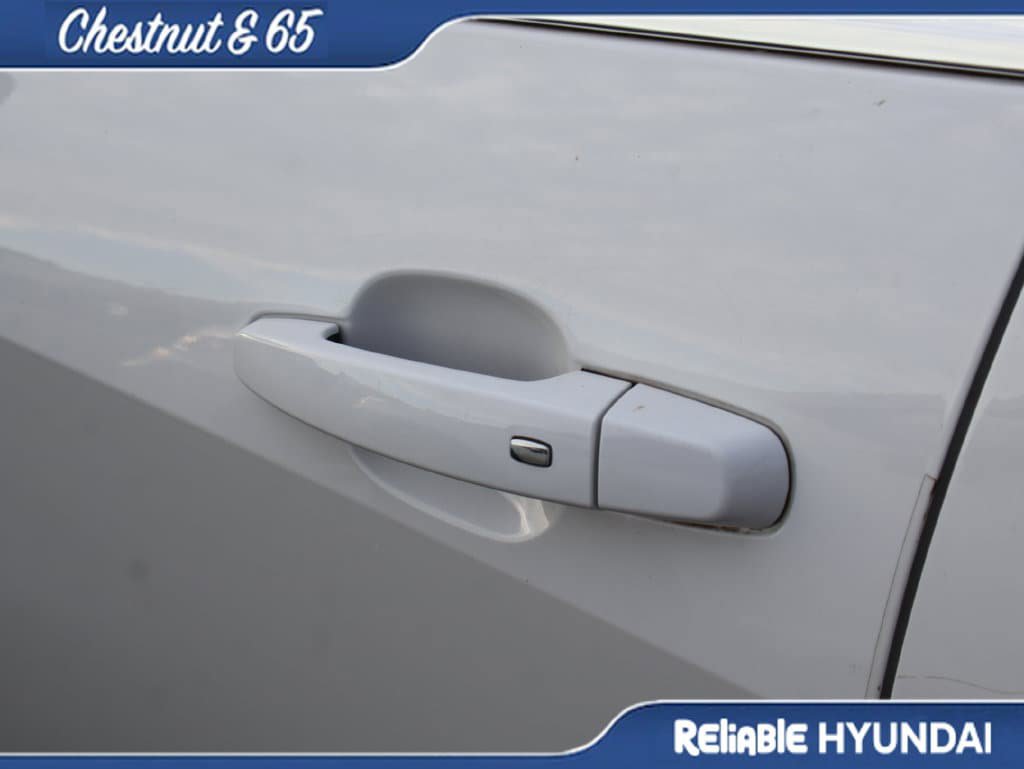 Used 2020 Chevrolet Malibu LS FWD image 23