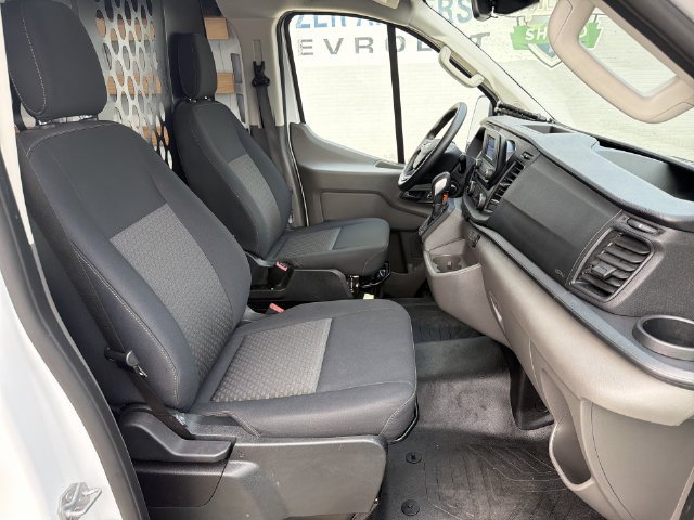 Used 2025 Ford Transit 250 Low Roof w/ Exterior Upgrade Package RWD image 32
