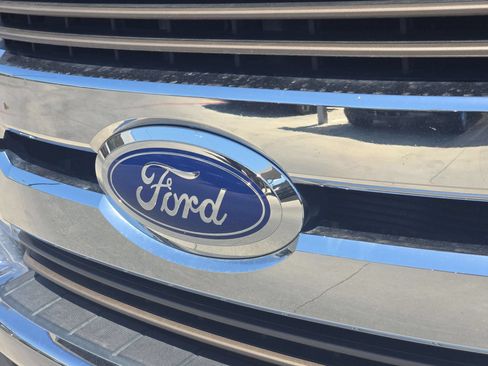 Used 2019 Ford F250 King Ranch w/ King Ranch Ultimate Package AWD/4WD image 4