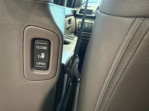 Used 2013 Honda Odyssey EX-L image 25