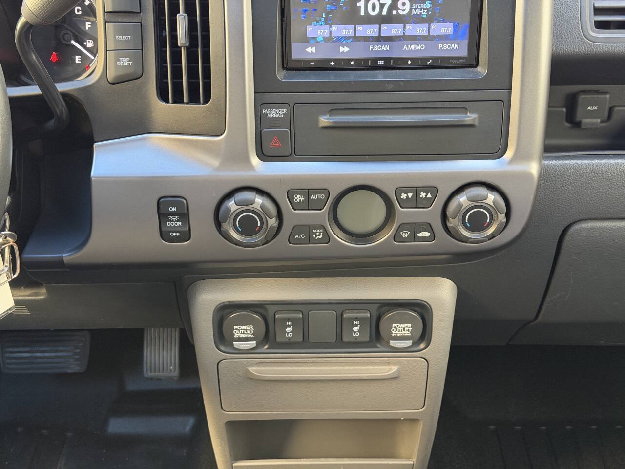 Used 2010 Honda Ridgeline RTL image 30