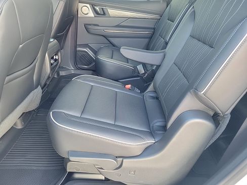 New 2026 Buick Enclave Avenir w/ Super Cruise Package image 10