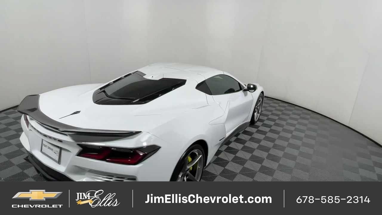 New 2025 Chevrolet Corvette E-Ray w/ ZER Performance Package AWD/4WD image 16