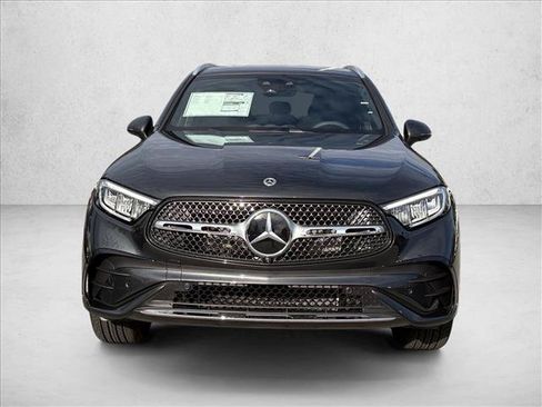 Used 2026 Mercedes-Benz GLC 350e 4MATIC image 2