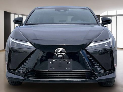 Used 2023 Lexus RZ 450e Premium w/ Accessory Package (2T) image 2