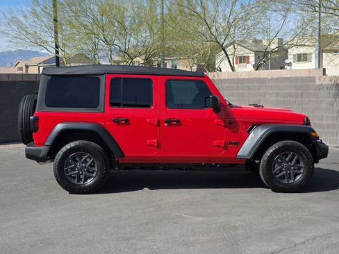Used 2026 Jeep Wrangler Unlimited Sport AWD/4WD image 9