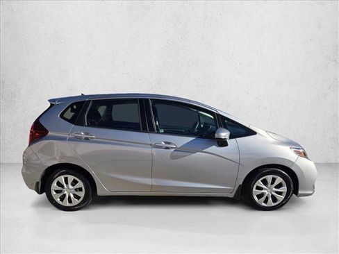 Used 2019 Honda Fit LX image 4