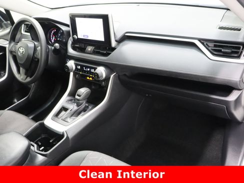 Used 2024 Toyota RAV4 XLE image 38
