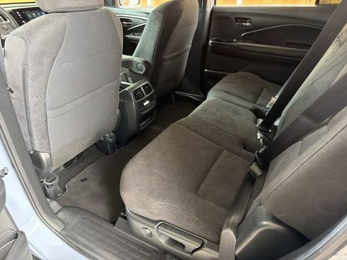 Used 2022 Honda Pilot Sport image 30
