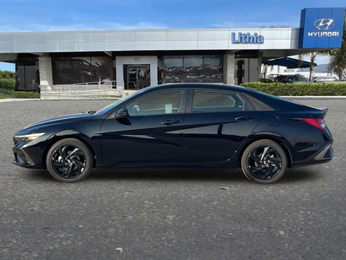 New 2026 Hyundai Elantra Sport image 6