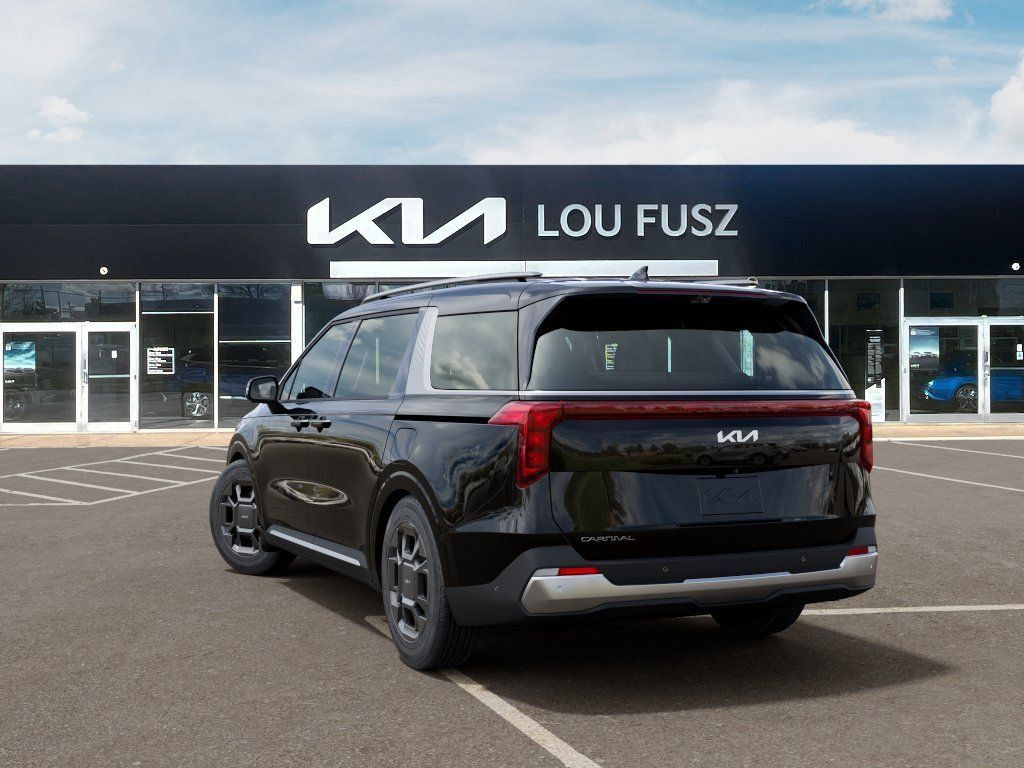 New 2026 Kia Carnival SX FWD image 4
