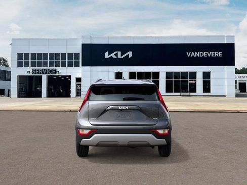 New 2026 Kia Niro EX image 7