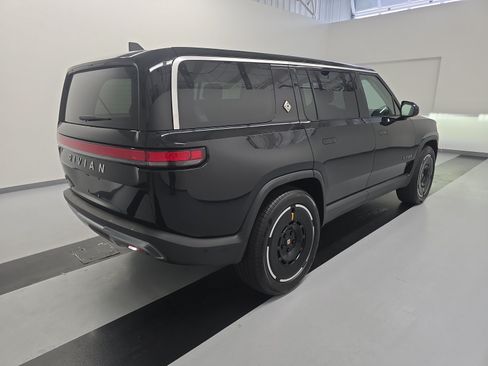 Used 2025 Rivian R1S Adventure Dual AWD/4WD image 5