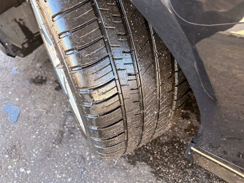 Used 2017 Audi A6 3.0T Premium Plus w/ 19" Sport Package image 38