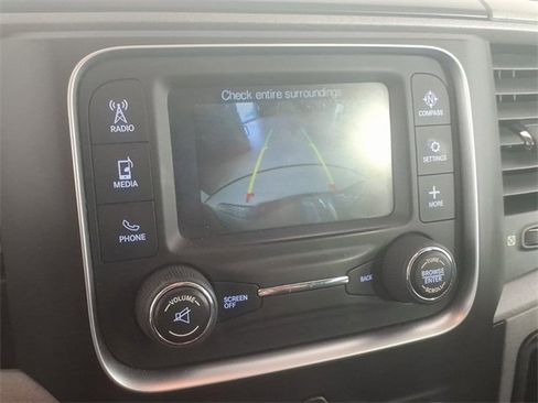 Used 2017 RAM 3500 Tradesman w/ Chrome Appearance Group image 25