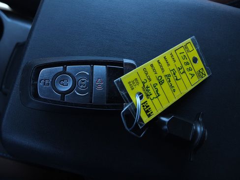 Used 2023 Ford Bronco Outer Banks AWD/4WD image 28