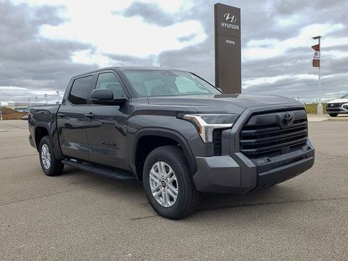 New 2026 Toyota Tundra SR5 image 3