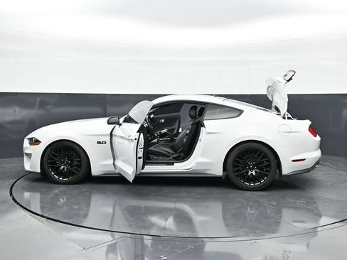 Used 2018 Ford Mustang GT Premium w/ Equipment Group 401A RWD image 37