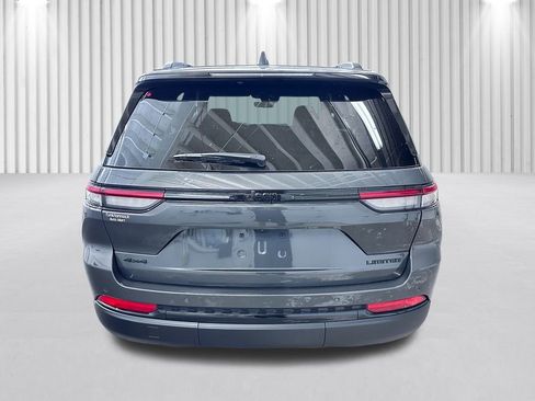 New 2025 Jeep Grand Cherokee Limited w/ Black Appearance Package image 6