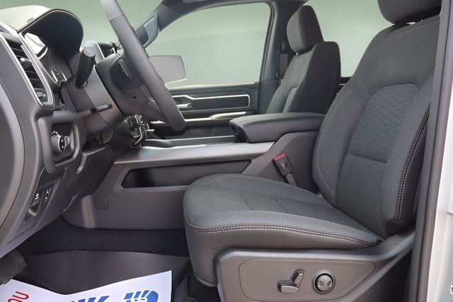New 2026 RAM 1500 Big Horn AWD/4WD image 10