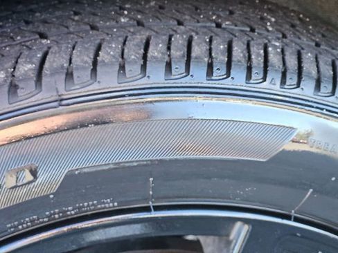 Certified 2024 Nissan Kicks SR image 11