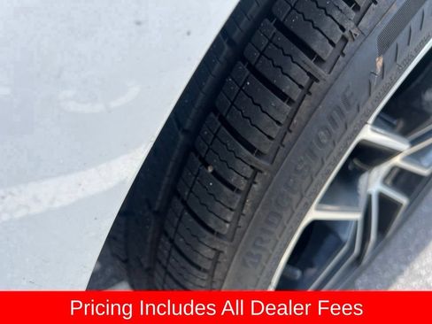 Used 2017 Chevrolet Cruze Premier FWD image 15