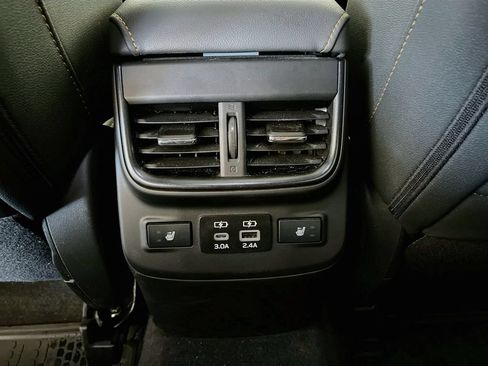 Used 2025 Subaru Outback Wilderness AWD/4WD image 27