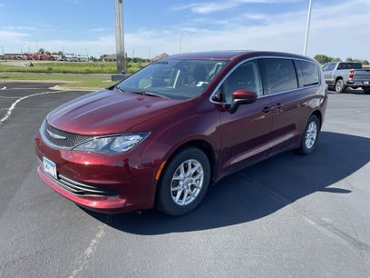 Used 2017 Chrysler Pacifica Touring