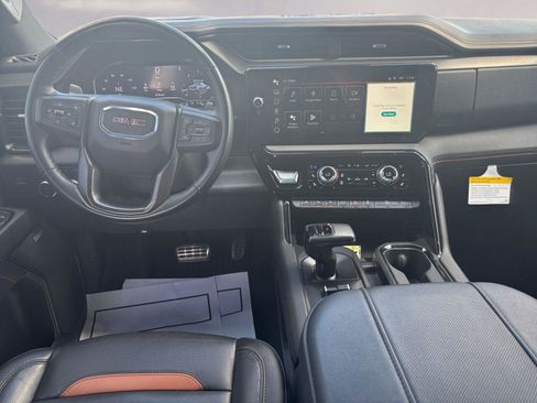 Used 2024 GMC Sierra 1500 AT4 w/ Technology Package image 10