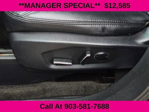 Used 2016 Ford Explorer XLT w/ Equipment Group 202A image 25