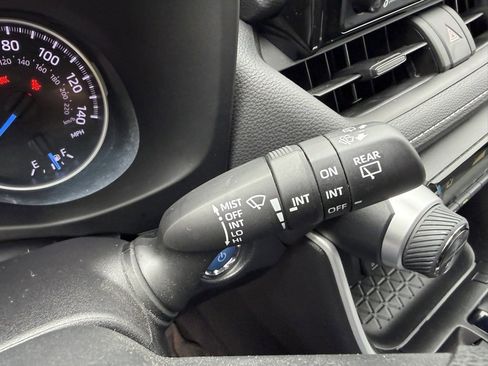 Certified 2022 Toyota RAV4 XLE image 30