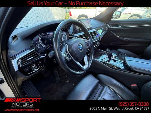 Used 2017 BMW 530i RWD image 10