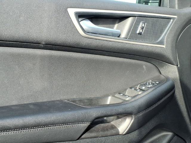 Certified 2024 Ford Edge SEL w/ Convenience Package AWD/4WD image 15
