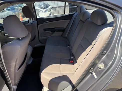 Used 2012 Honda Accord LX image 9
