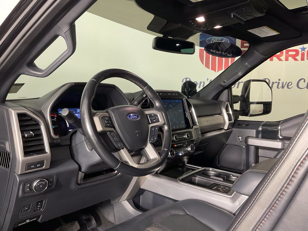 Used 2022 Ford F250 Platinum w/ FX4 Off-Road Package AWD/4WD image 13