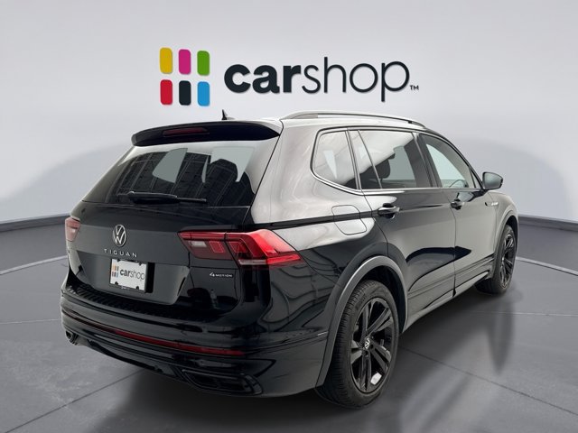 Used 2024 Volkswagen Tiguan SE R-Line AWD/4WD image 5