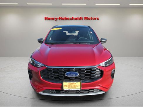 Used 2024 Ford Escape ST-Line image 2