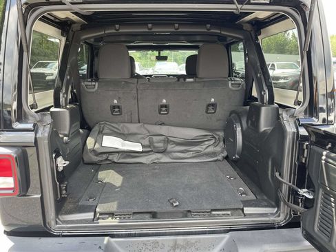 Used 2023 Jeep Wrangler Unlimited Sport w/ Sun And Sound Package AWD/4WD image 45